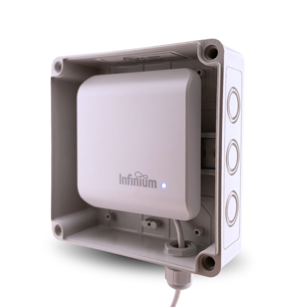 Infinium - Transmitter BA T1 BLK Front View USA - 1000 x 1000 (2)